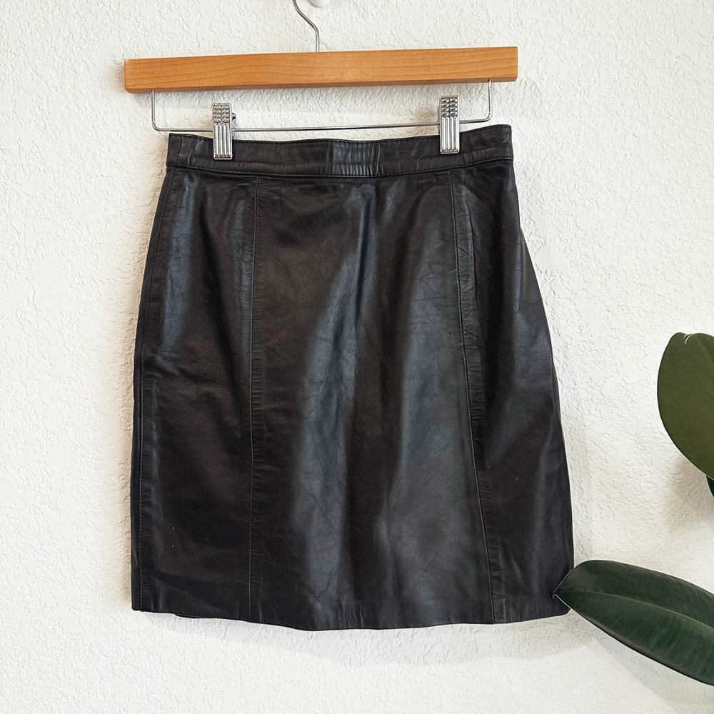 VTG Genuine Leather Mini Skirt Size 7/8 Retro‎ Y2K 90s Grunge Biker Moto Indie